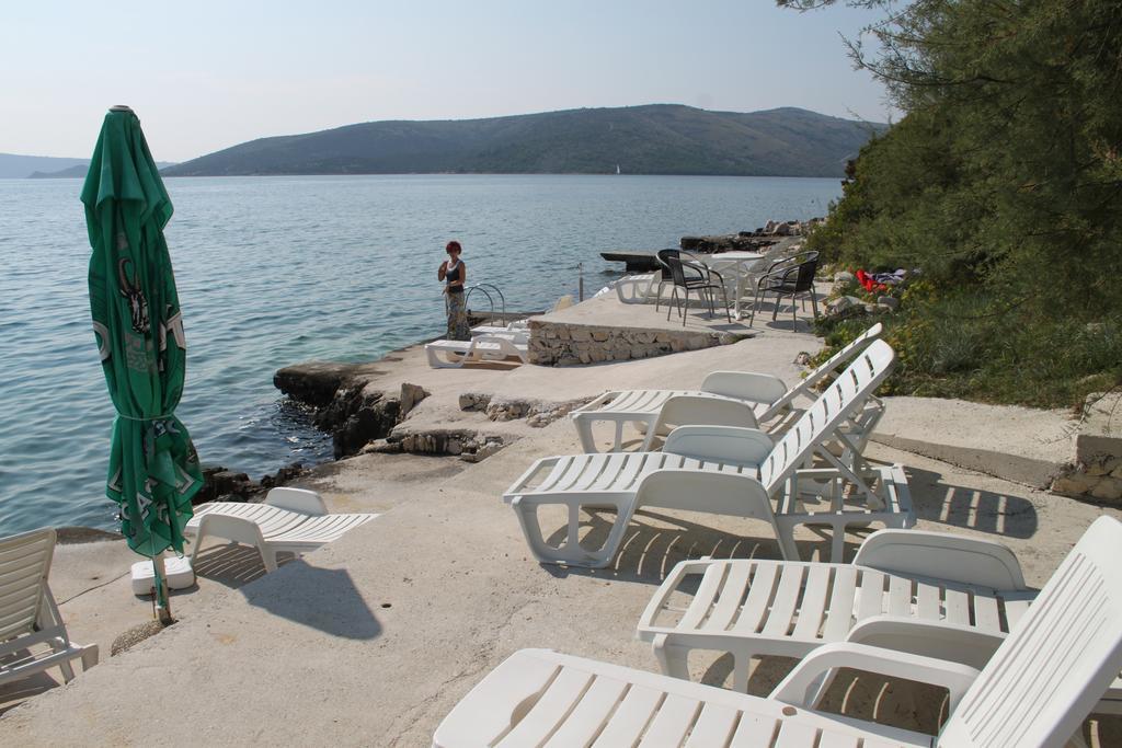 Apartments Villa Marija Seget Vranjica Eksteriør bilde