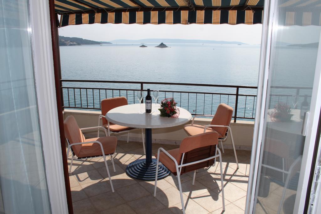 Apartments Villa Marija Seget Vranjica Rom bilde