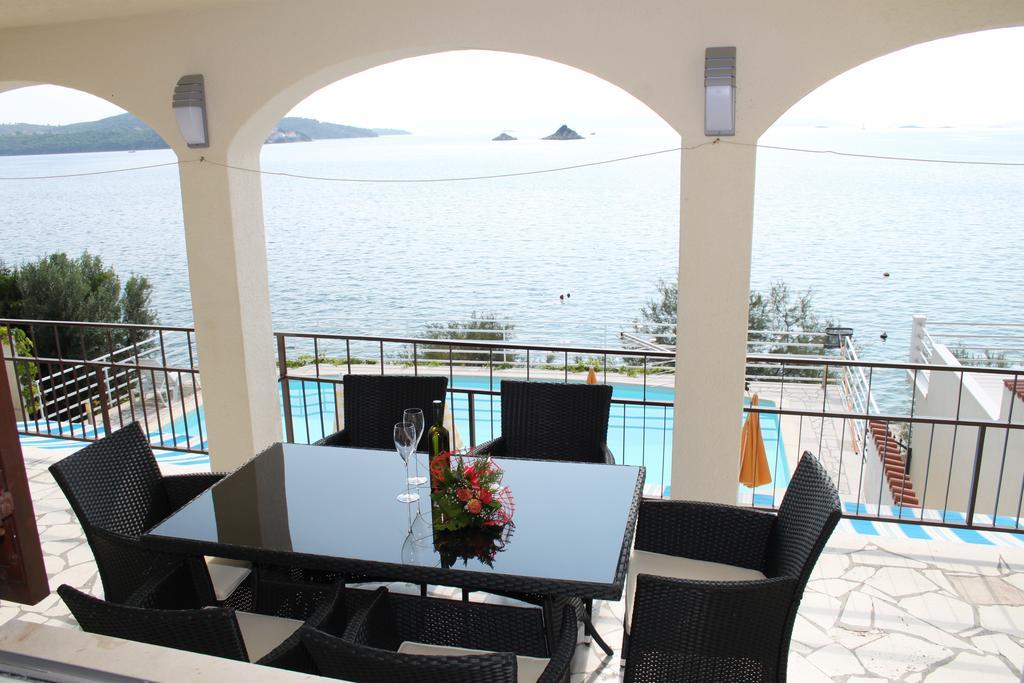 Apartments Villa Marija Seget Vranjica Rom bilde