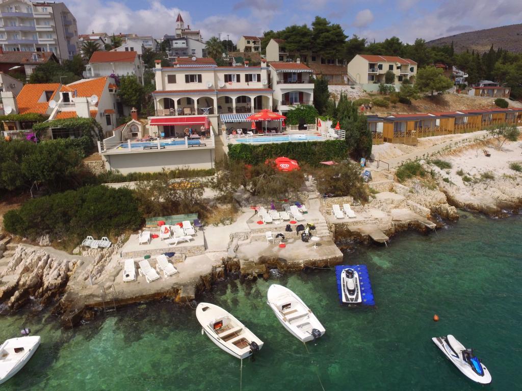 Apartments Villa Marija Seget Vranjica Eksteriør bilde