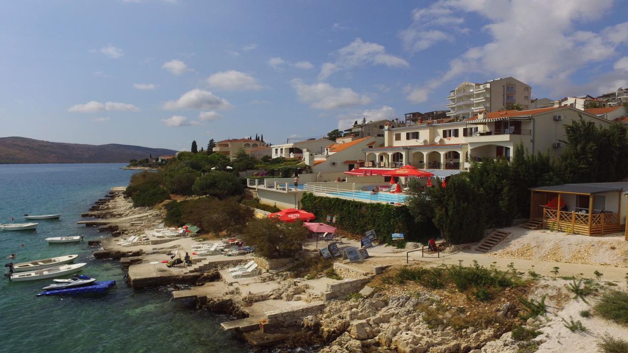 Apartments Villa Marija Seget Vranjica Eksteriør bilde