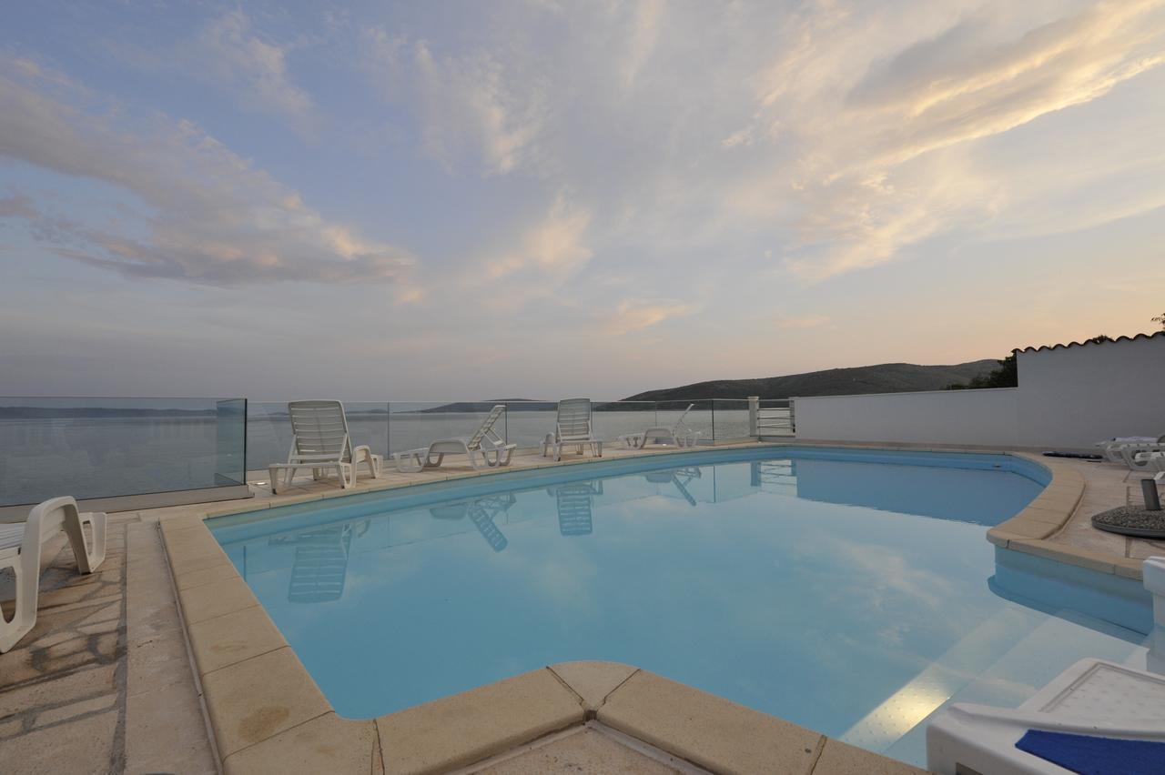 Apartments Villa Marija Seget Vranjica Eksteriør bilde