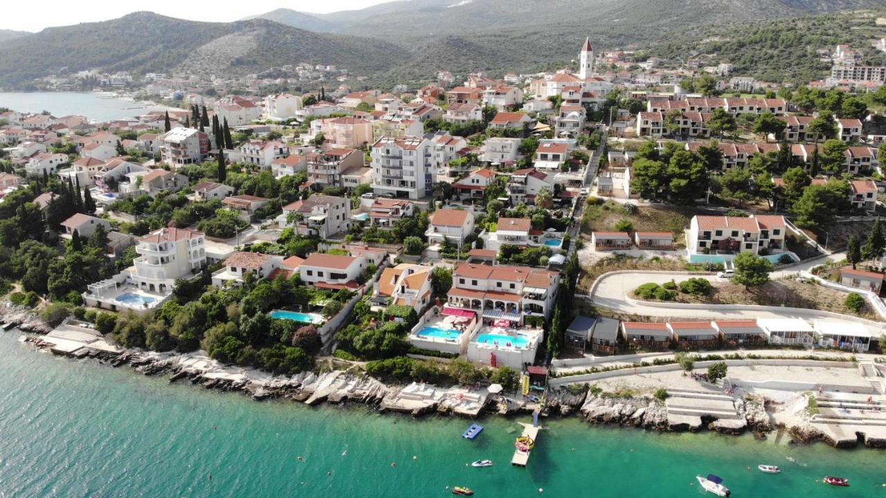Apartments Villa Marija Seget Vranjica Eksteriør bilde