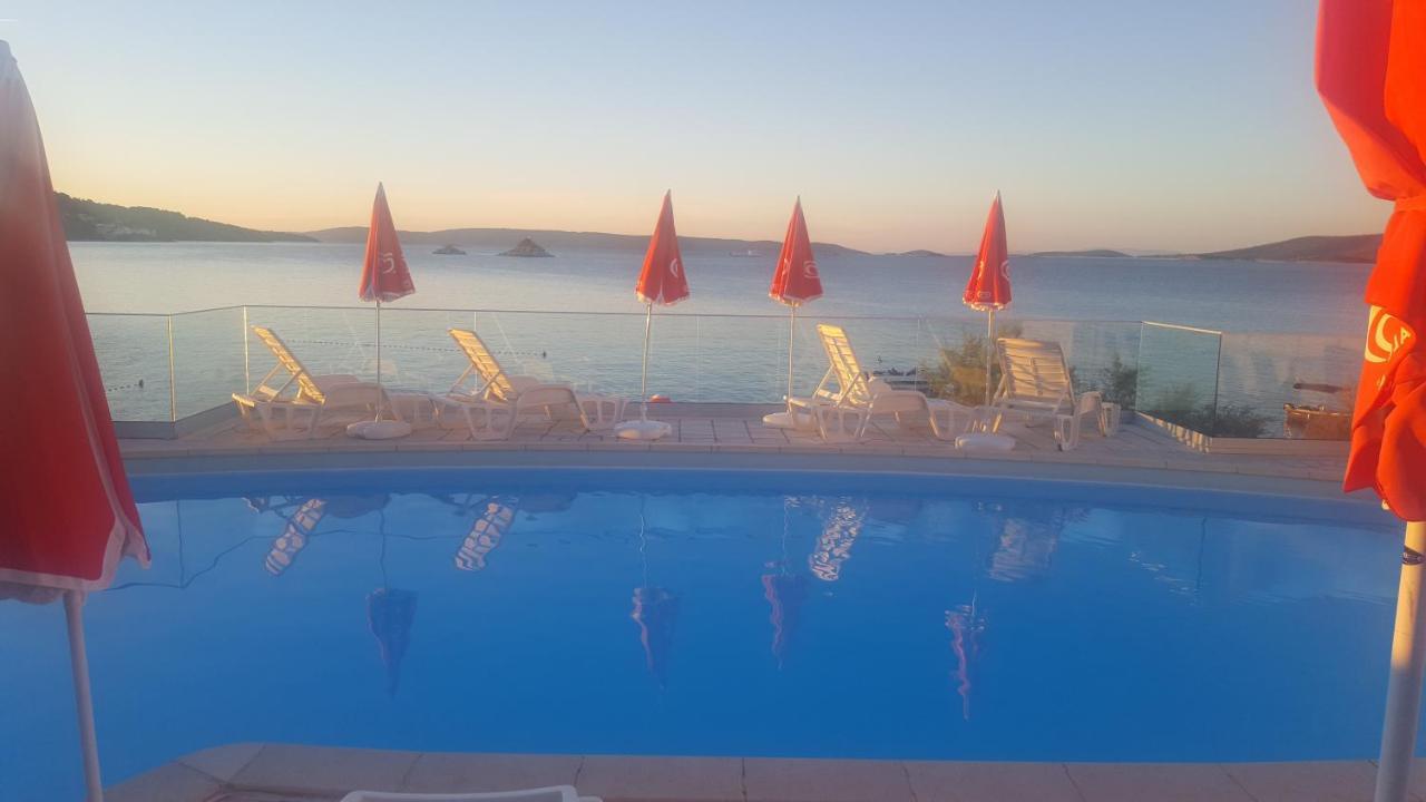 Apartments Villa Marija Seget Vranjica Eksteriør bilde